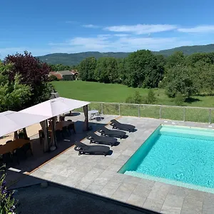 https://relais-ville-vieille.hotels-rhonealpes.com